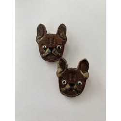 Брошь керамическая "Собака-охранник". Ручная работа
