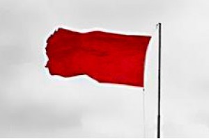 Красное знамя как символ пути от крестьянской свободы к колхозному рабству