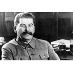 Пишут в блогах: Надо ли пинать мертвого льва? Сталин и теперь живее всех живых...