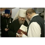 В Чебоксарах проходит православная выставка-ярмарка «От покаяния к воскресению России»